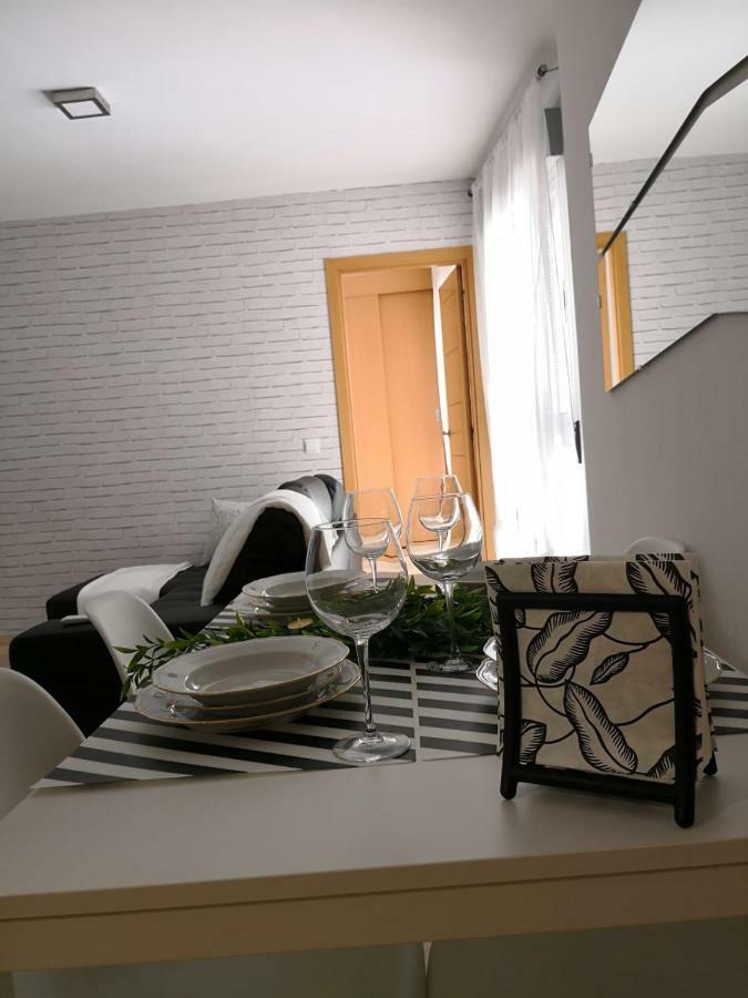 Apartamento La Victoria Málaga Exterior foto